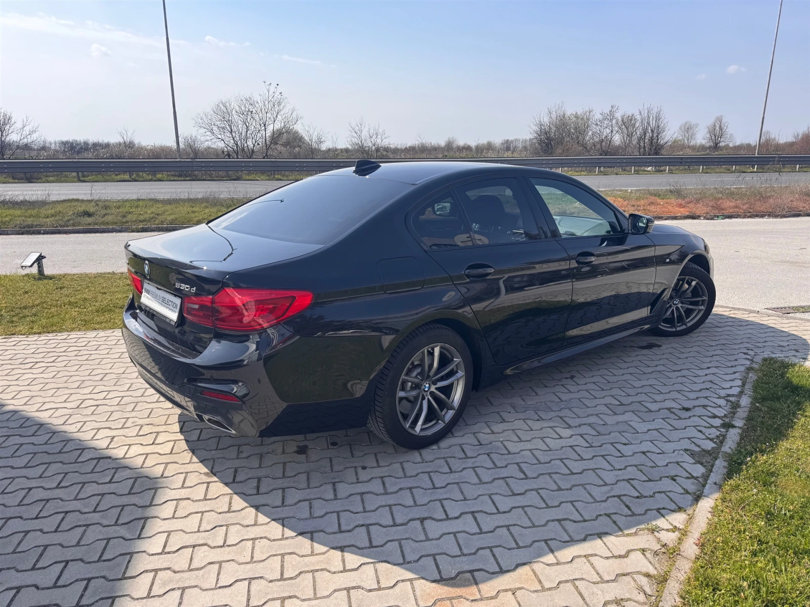 BMW 530 xDrive, снимка 2 - Автомобили и джипове - 53898821