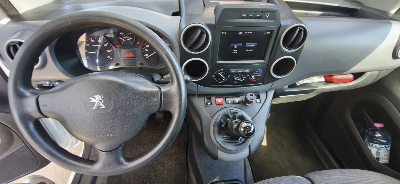 Peugeot Partner 1.6 BlueHdi 100hp CARPLAY, снимка 8 - Автомобили и джипове - 54096611