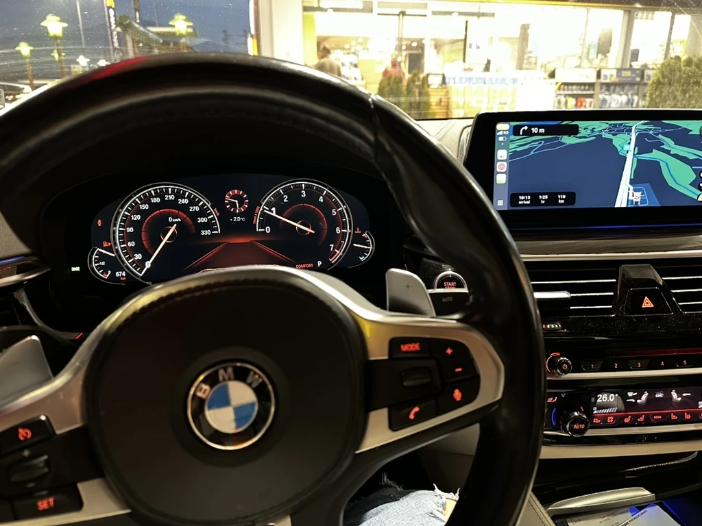 BMW 540 X Drive, снимка 11 - Автомобили и джипове - 54389321