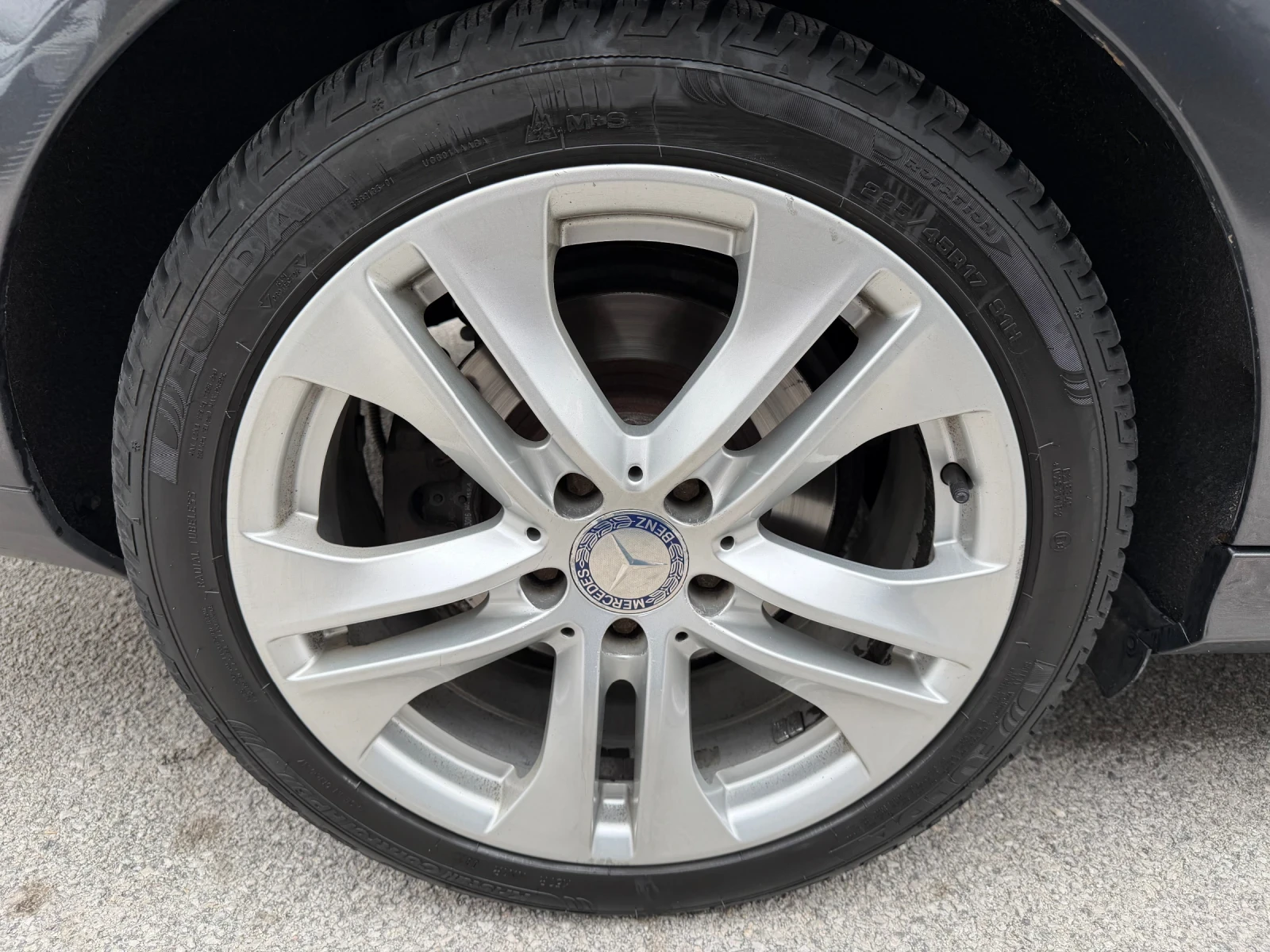 Mercedes-Benz C 220, снимка 10 - Автомобили и джипове - 54618133