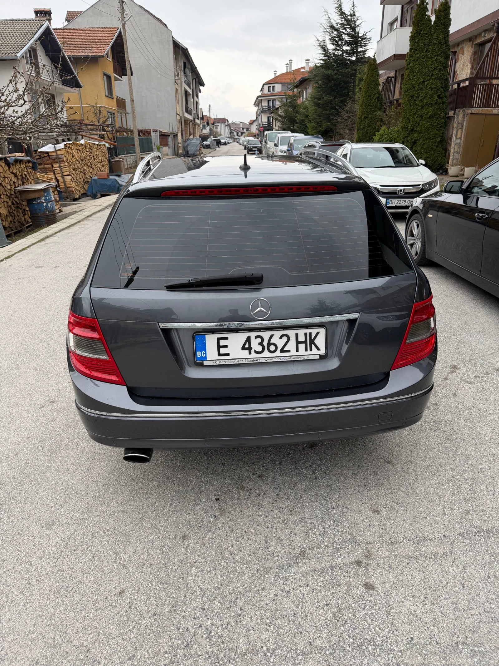 Mercedes-Benz C 220, снимка 3 - Автомобили и джипове - 54618133