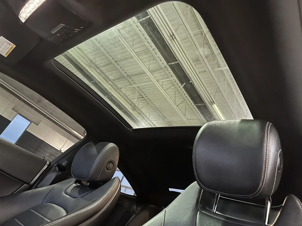 Mercedes-Benz C 300 AMG* BURMESTER* 4MATIC* Digital Cockpit* 2Ключа, снимка 9 - Автомобили и джипове - 54686143