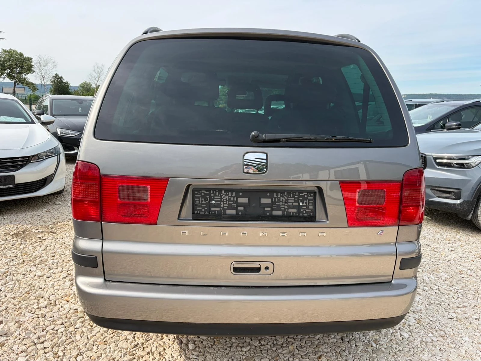 Seat Alhambra 1.9TDI-116 6+ 1 4x4, снимка 6 - Автомобили и джипове - 54783684