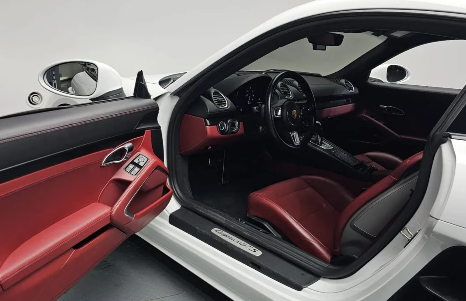 Porsche Cayman GTS* 718* , снимка 14 - Автомобили и джипове - 55190150