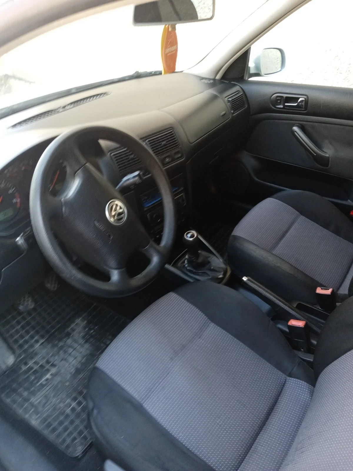 VW Golf 4, снимка 6 - Автомобили и джипове - 55325580