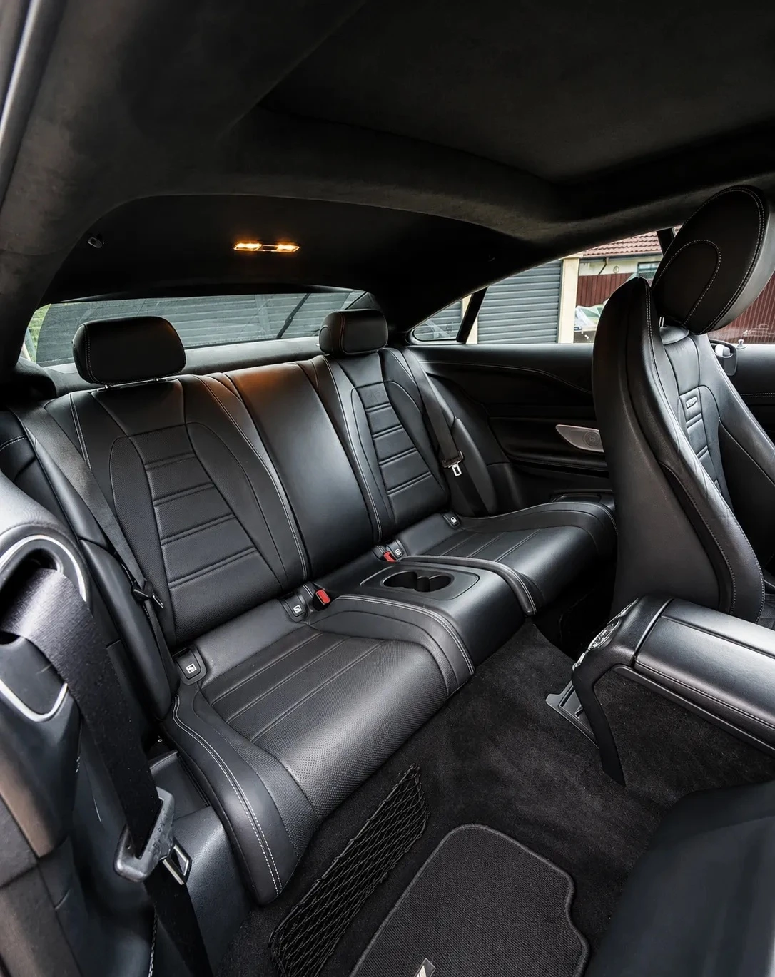 Mercedes-Benz E 53 AMG 4Matic+ , снимка 6 - Автомобили и джипове - 55337385
