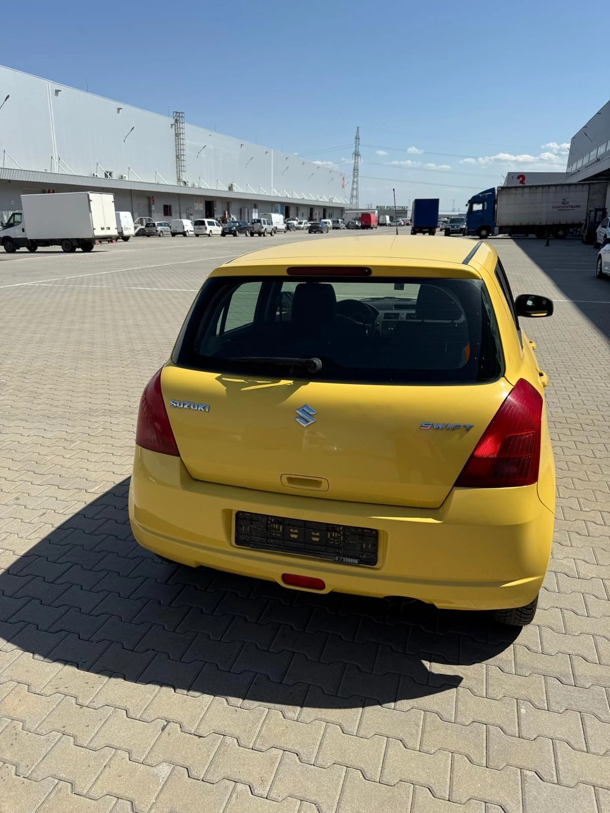 Suzuki Swift, снимка 7 - Автомобили и джипове - 55354371