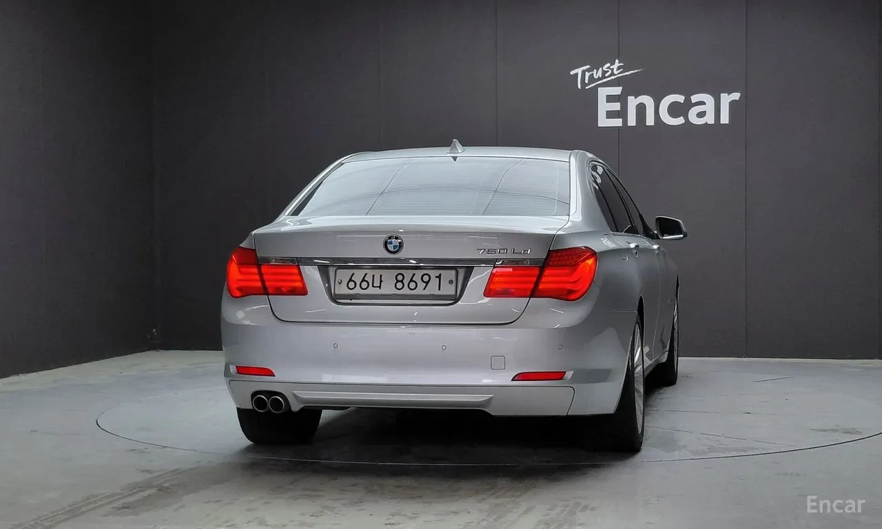 BMW 730 Long* ОДБУХ* HEAD-UP* HiFi* SOFT CLOSE* , снимка 4 - Автомобили и джипове - 55546711