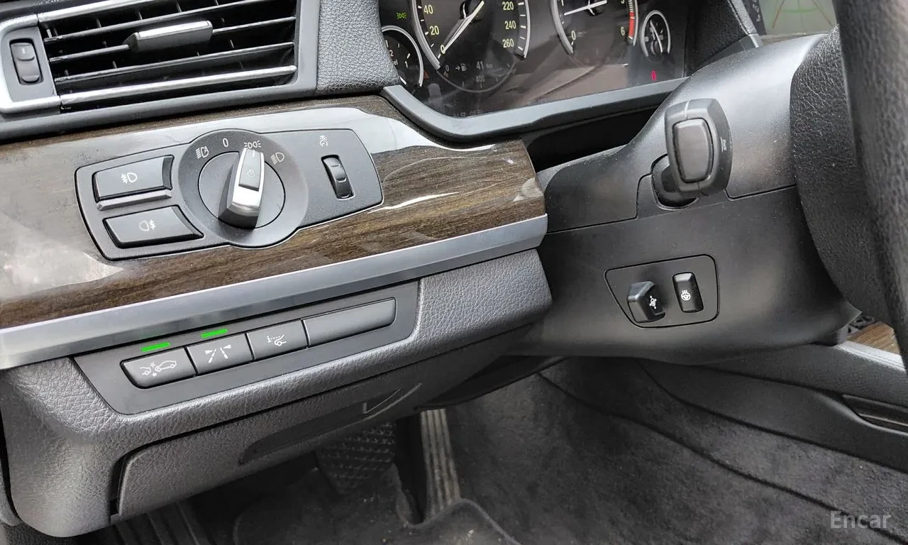 BMW 730 Long* ОДБУХ* HEAD-UP* HiFi* SOFT CLOSE* , снимка 14 - Автомобили и джипове - 55546711
