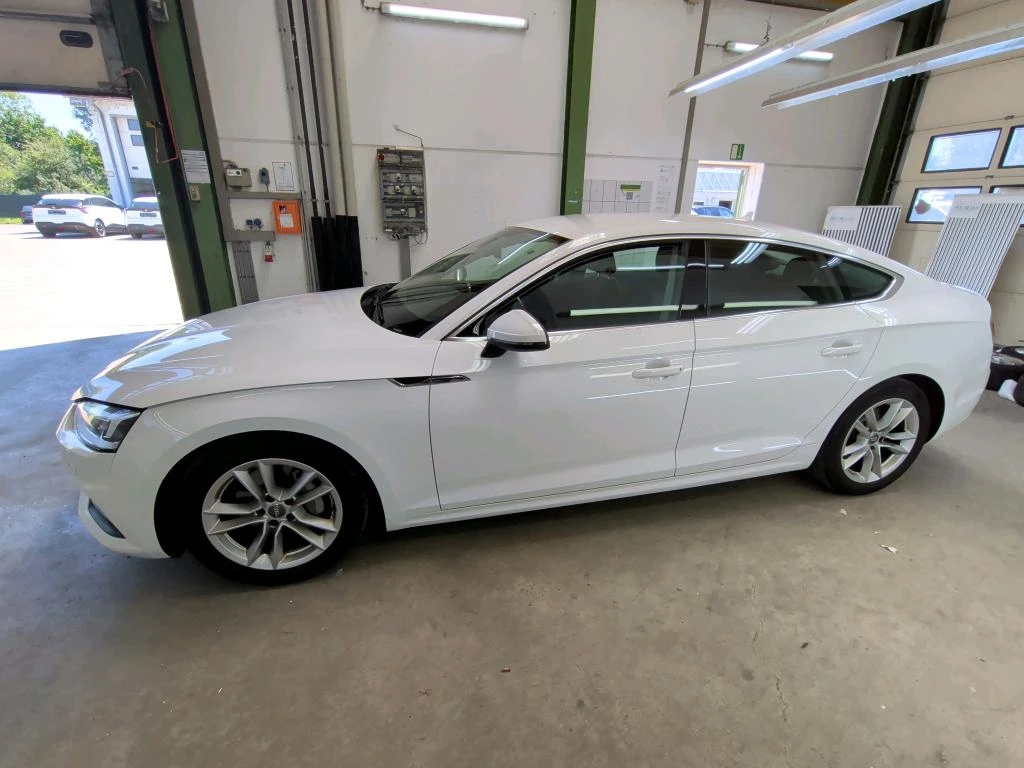 Audi A5 Sportback 40 TDI, снимка 5 - Автомобили и джипове - 55638949