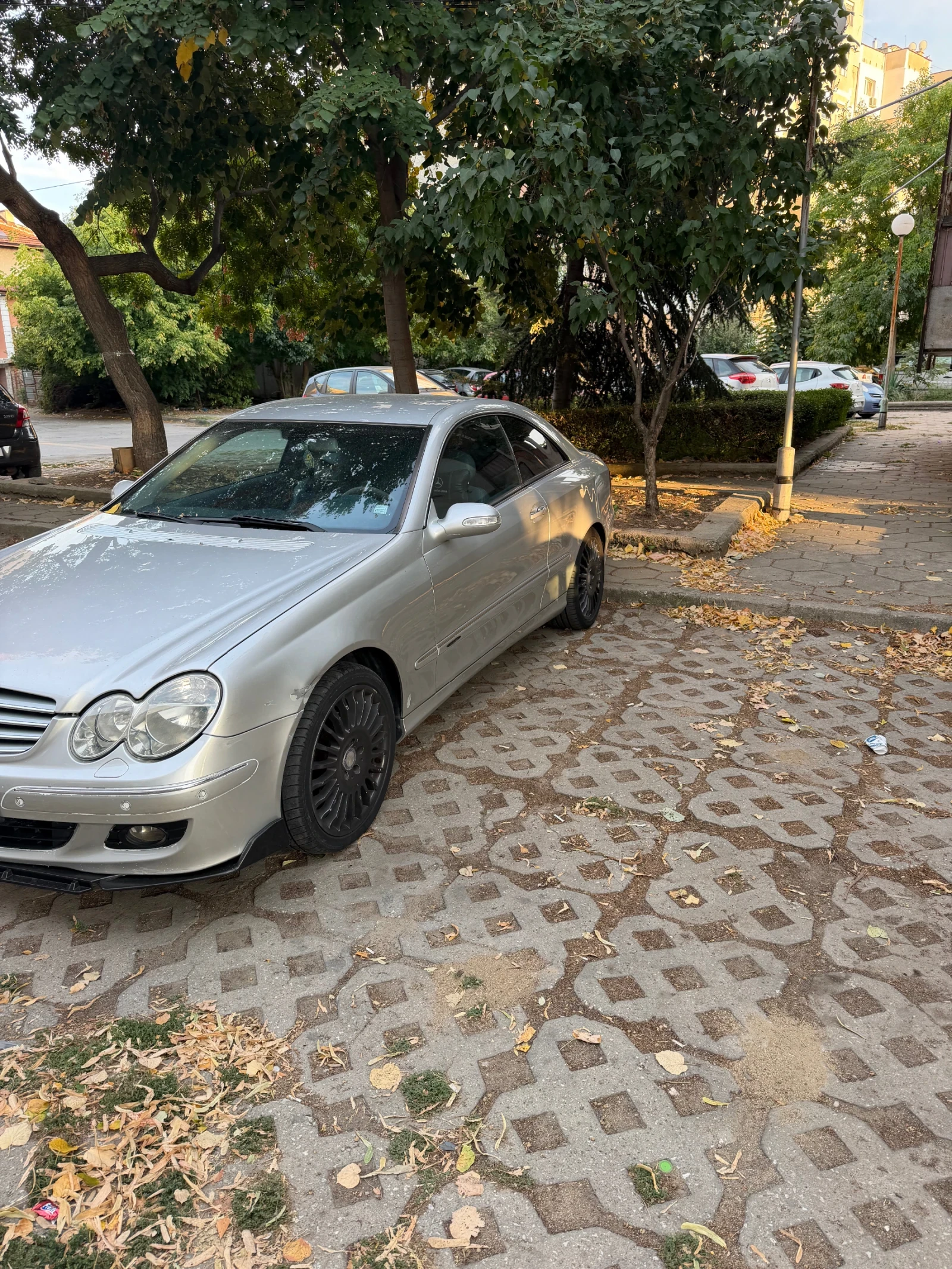 Mercedes-Benz CLK, снимка 8 - Автомобили и джипове - 56215265