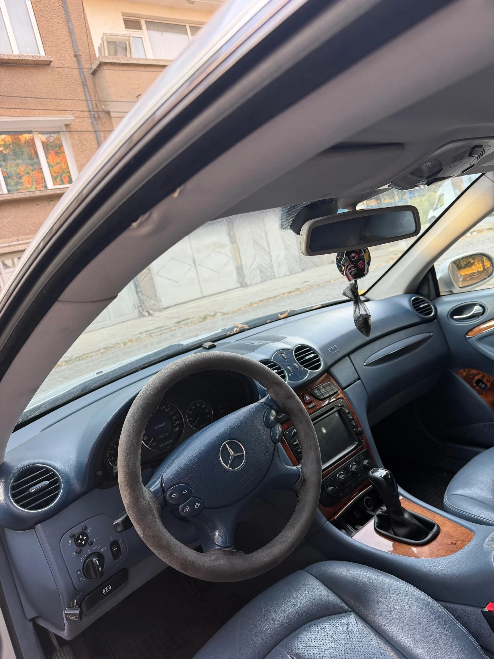 Mercedes-Benz CLK, снимка 6 - Автомобили и джипове - 56215265