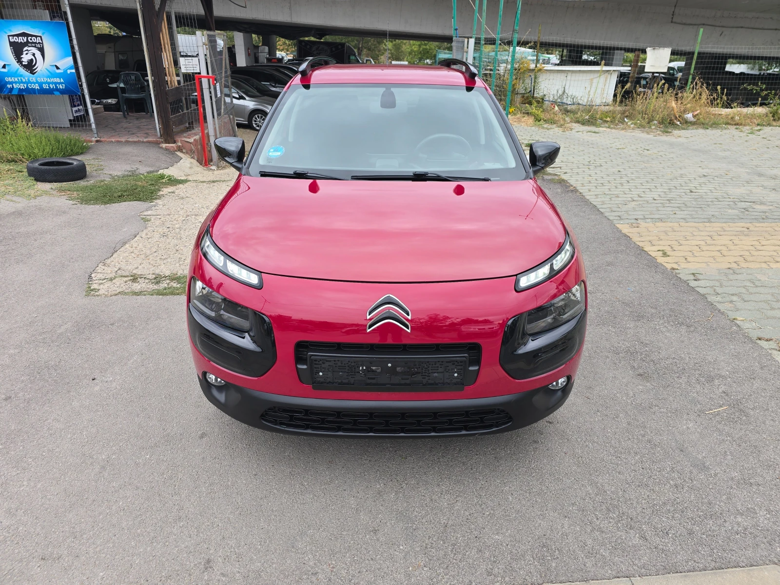 Citroen C4 Cactus 1, 2VTI Shine, снимка 2 - Автомобили и джипове - 56245509