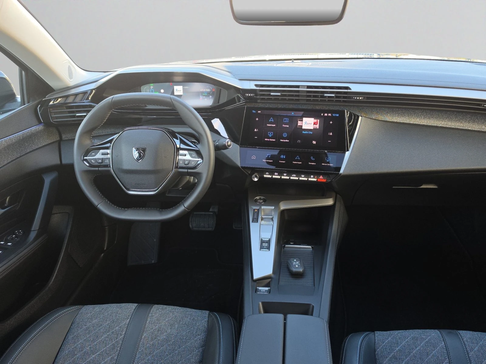 Peugeot 408 ALLURE 1, 6 Plug-in HYBRID 2WD 180 e-EAT8//2306R10 | Mobile.bg � ����������� 9