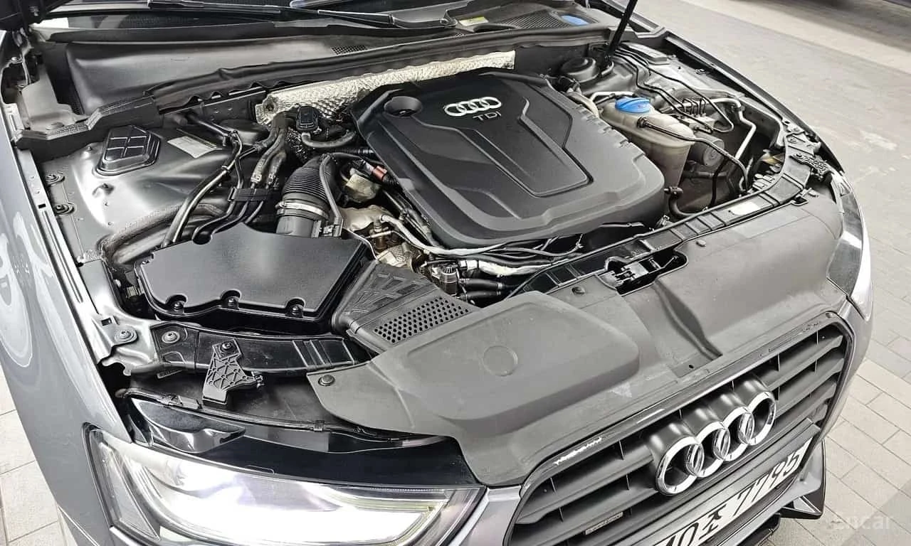 Audi A4 30 TDI Dynamiс/ФИНАНСИРАНЕ, снимка 6 - Автомобили и джипове - 56331954