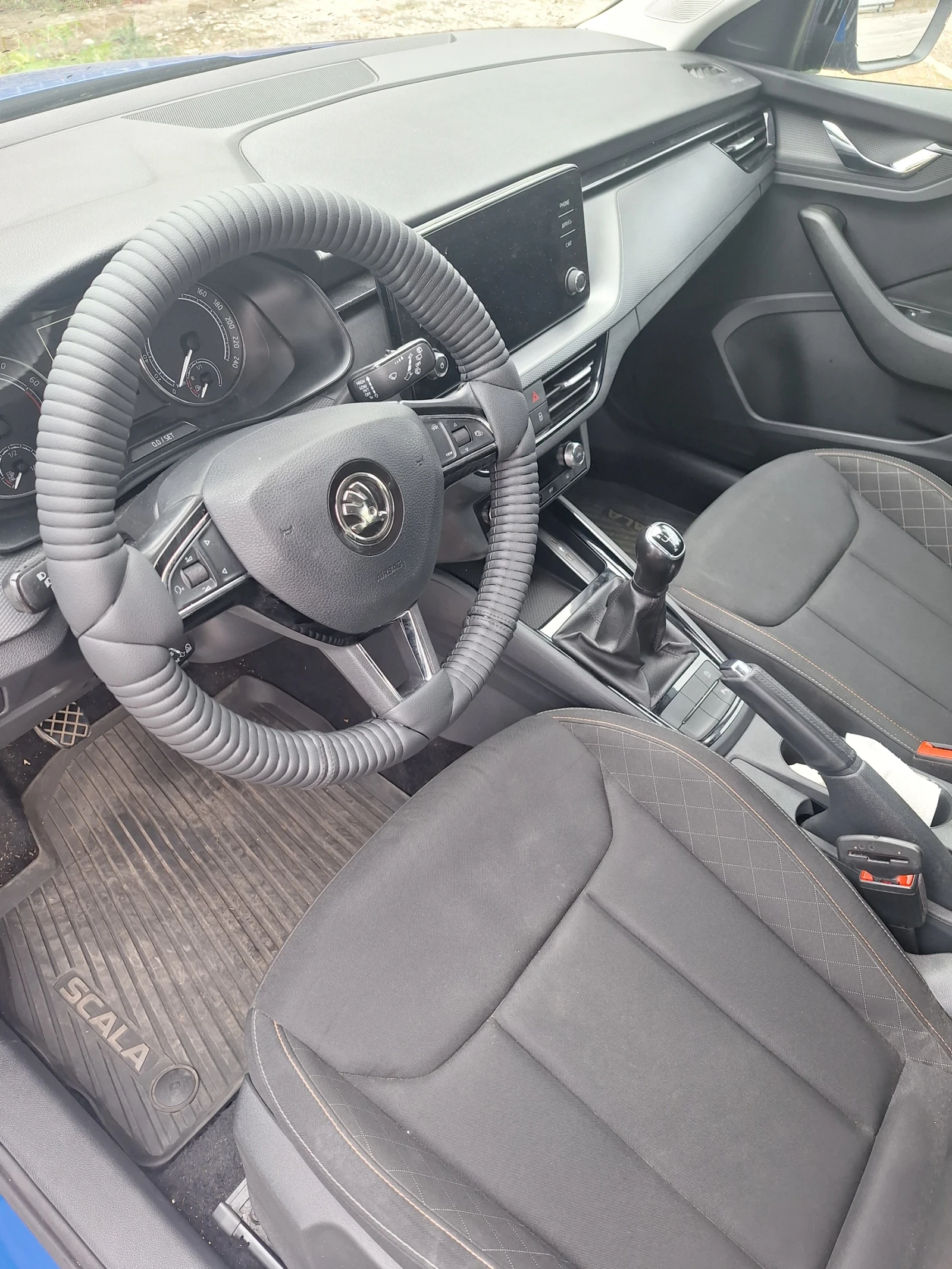 Skoda Scala, снимка 4 - Автомобили и джипове - 56549574