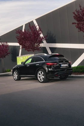 Infiniti QX70 S premium 4x4, снимка 3