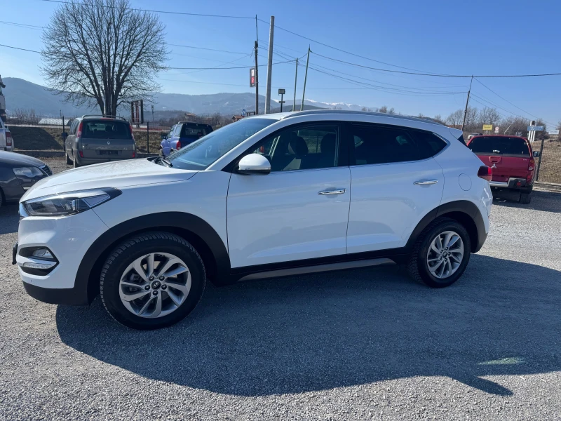 Hyundai Tucson 1.7 CRDI EURO 6B NAVI Keyless, снимка 5 - Автомобили и джипове - 49267334