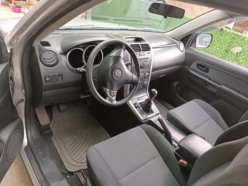 Suzuki Grand vitara 1.6 4X4 , снимка 7 - Автомобили и джипове - 53008907