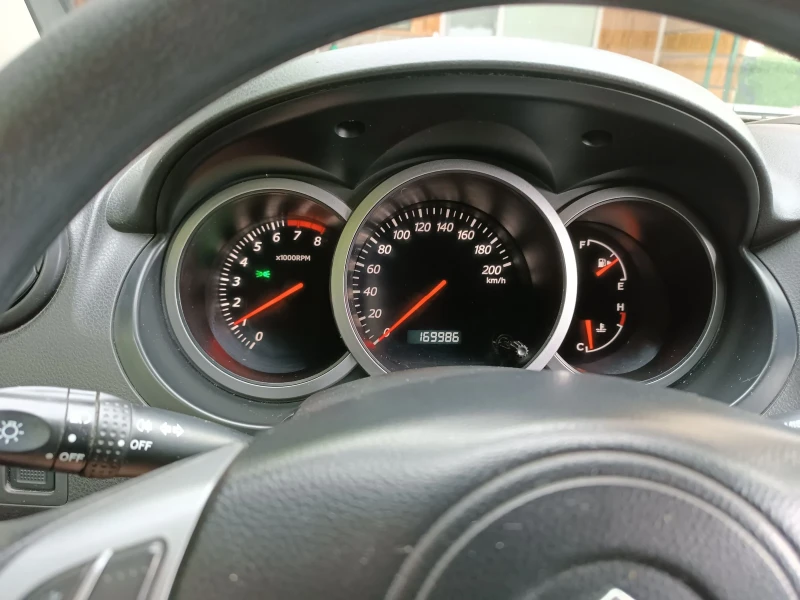 Suzuki Grand vitara 1.6 4X4 , снимка 9 - Автомобили и джипове - 53008907