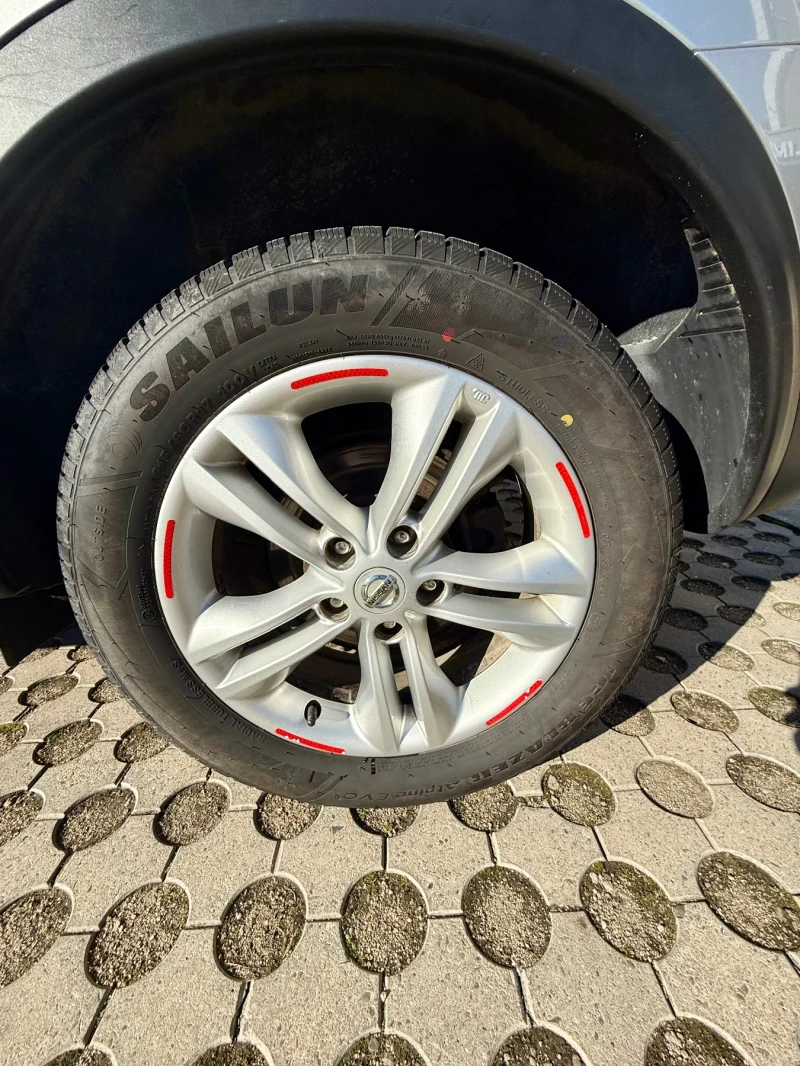 Nissan Qashqai + 2 Panorama 2.0i, снимка 15 - Автомобили и джипове - 52825282