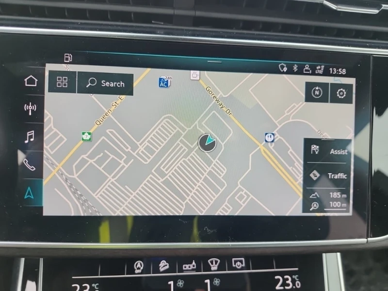 Audi Q8 55tfsi TECHNIK * CARFAX * Matrix * Head Up * , снимка 7 - Автомобили и джипове - 53378648