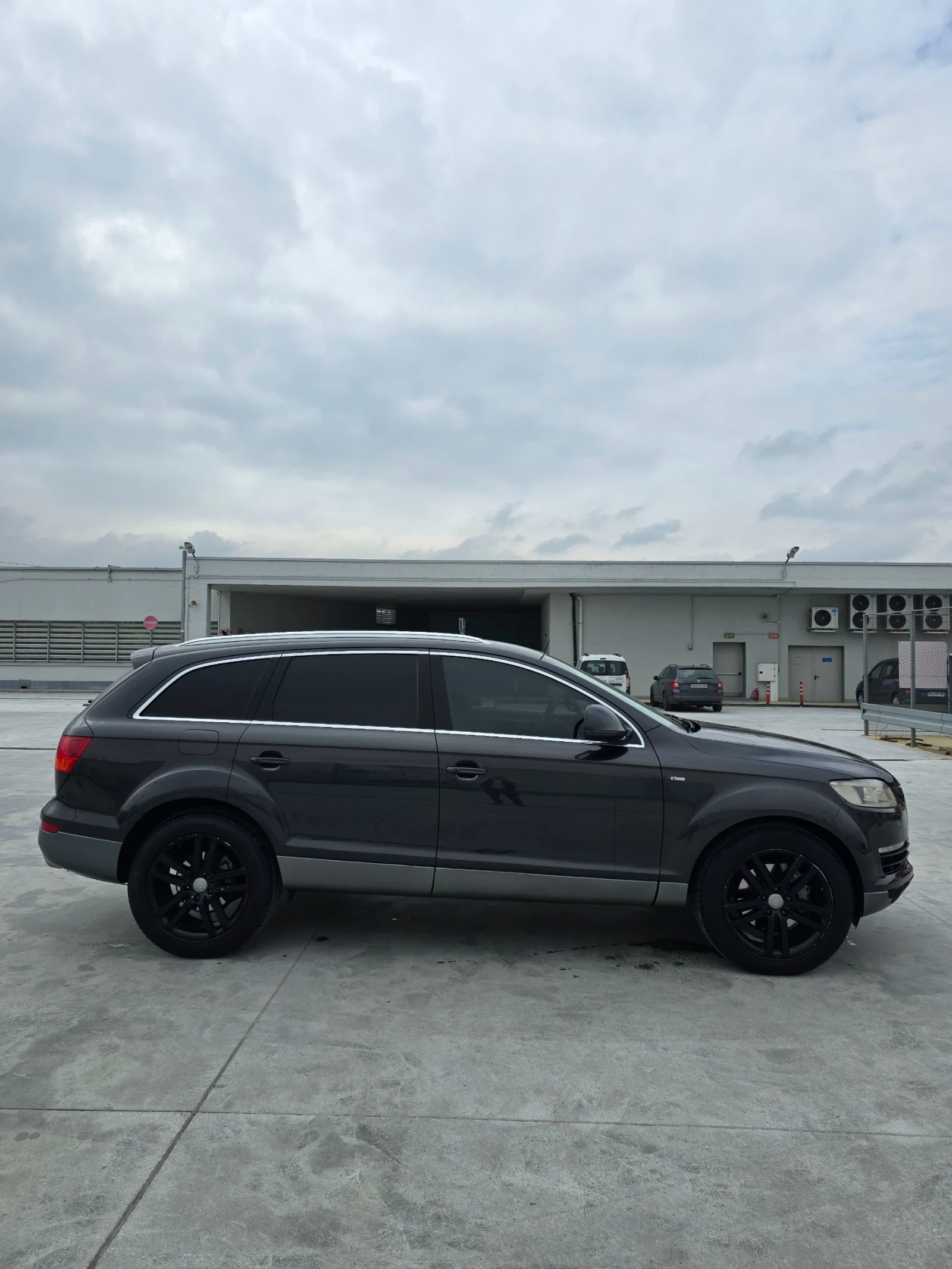 Audi Q7 3.0tdi 233 Keyless, bose - изображение 4