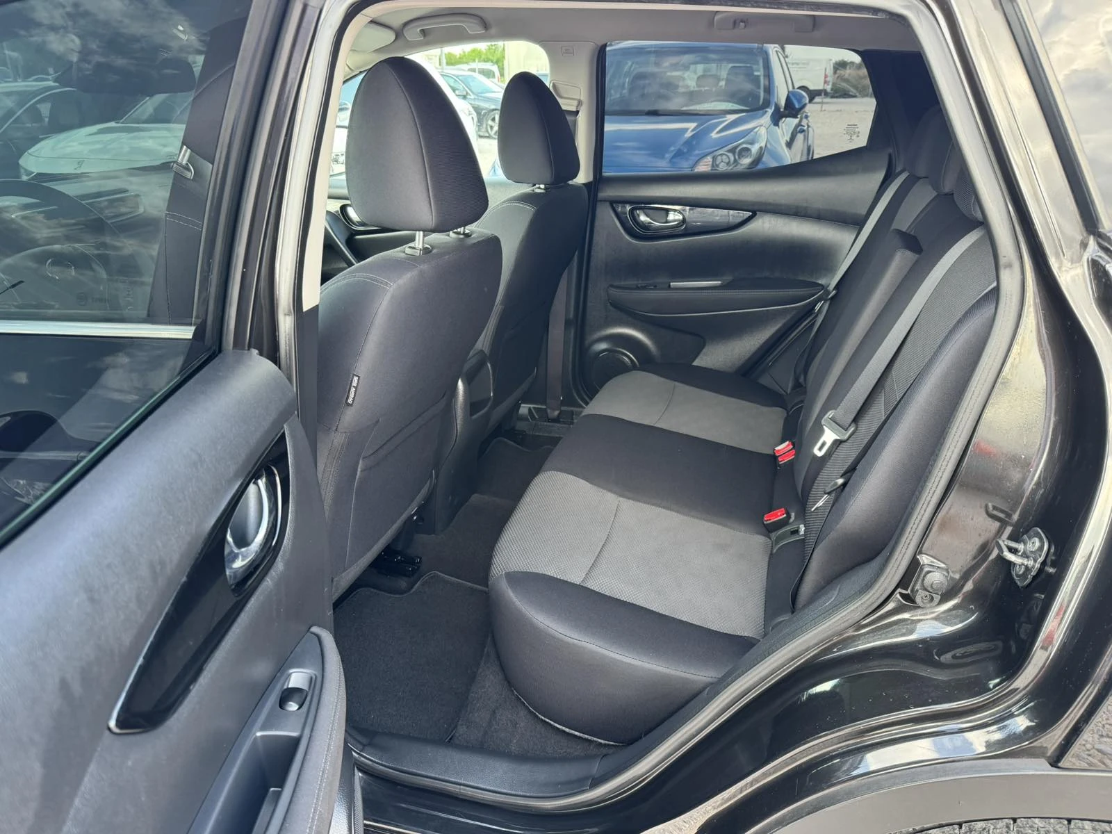 Nissan Qashqai 1.5dci - изображение 8