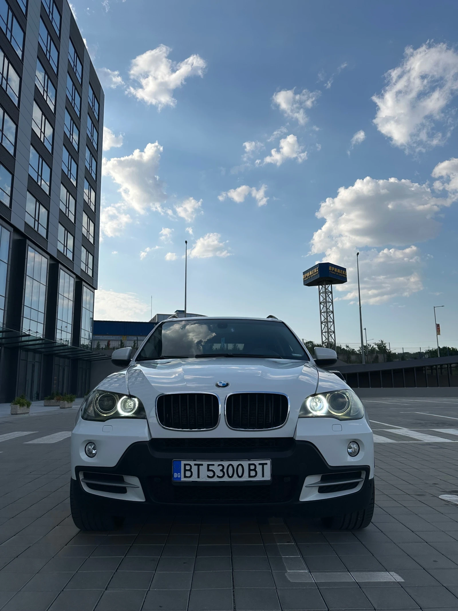 BMW X5  - изображение 2
