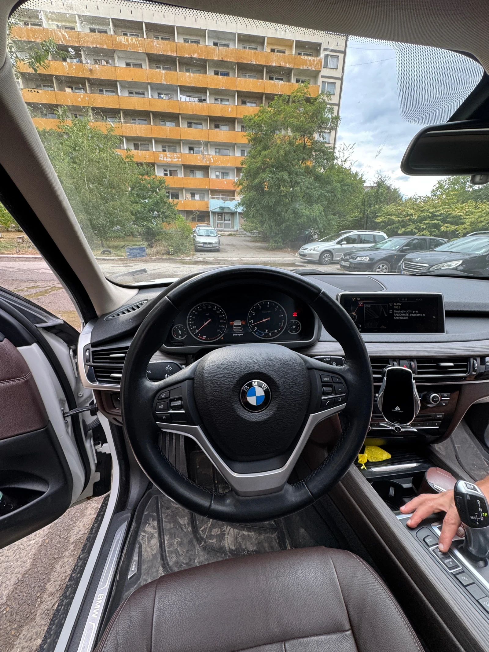 BMW X5  - изображение 5