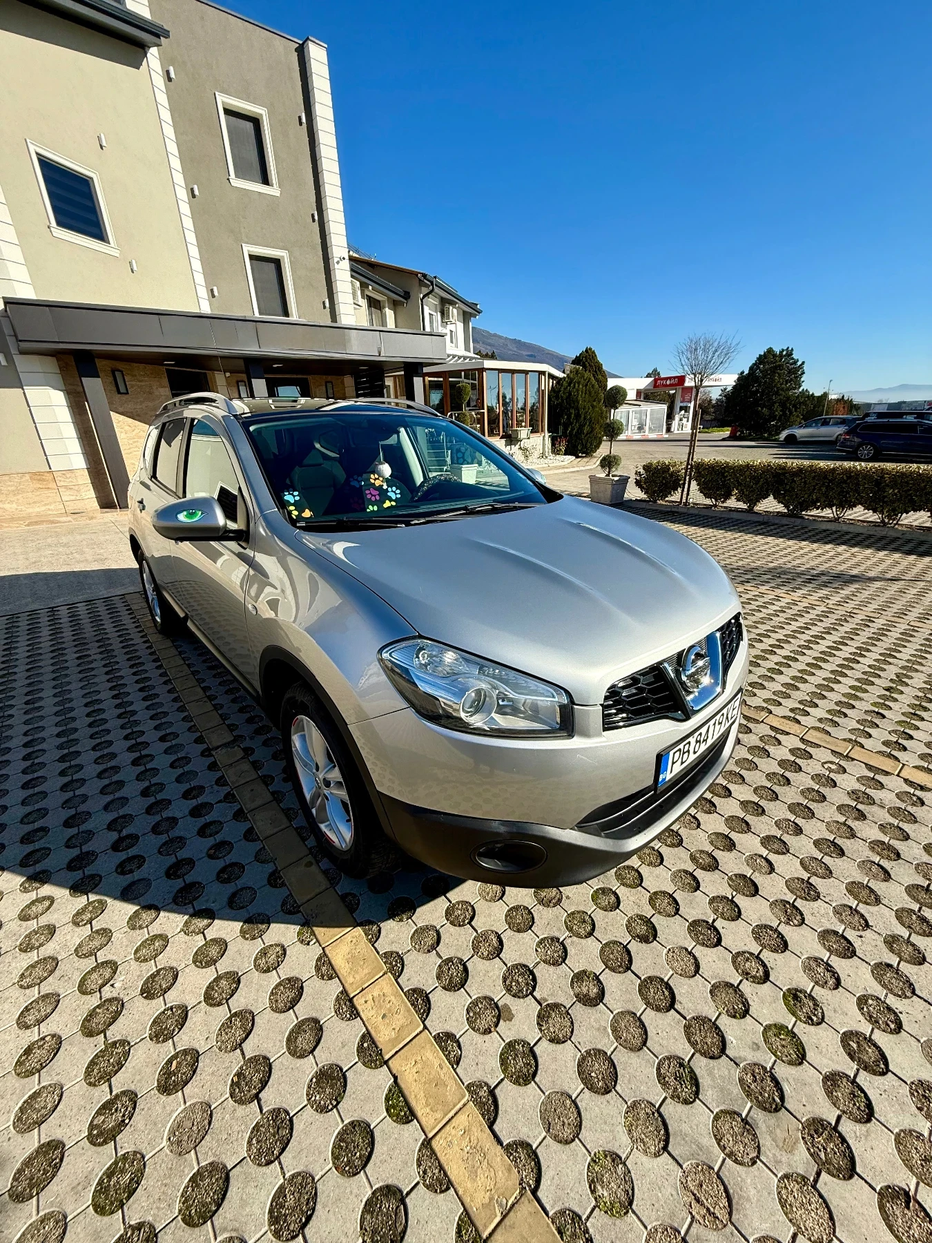 Nissan Qashqai + 2 Panorama 2.0i | Mobile.bg � ����������� 1