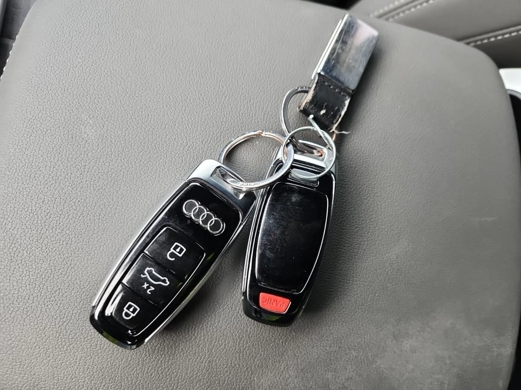 Audi Q8 55tfsi TECHNIK * CARFAX * Matrix * Head Up *  | Mobile.bg � ����������� 13