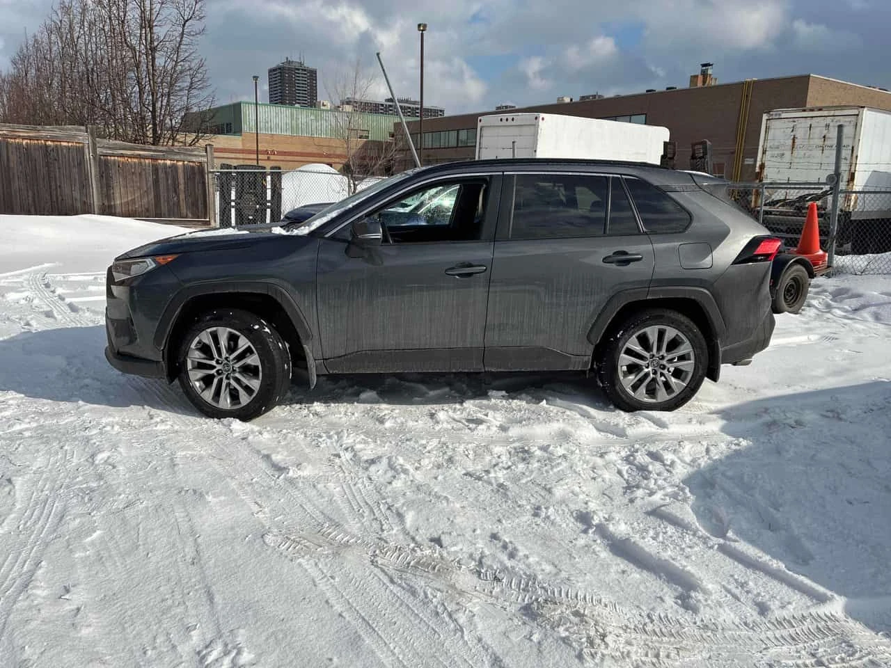 Toyota Rav4 * XLE * CARFAX * ЦЕНА ДО БГ - изображение 2