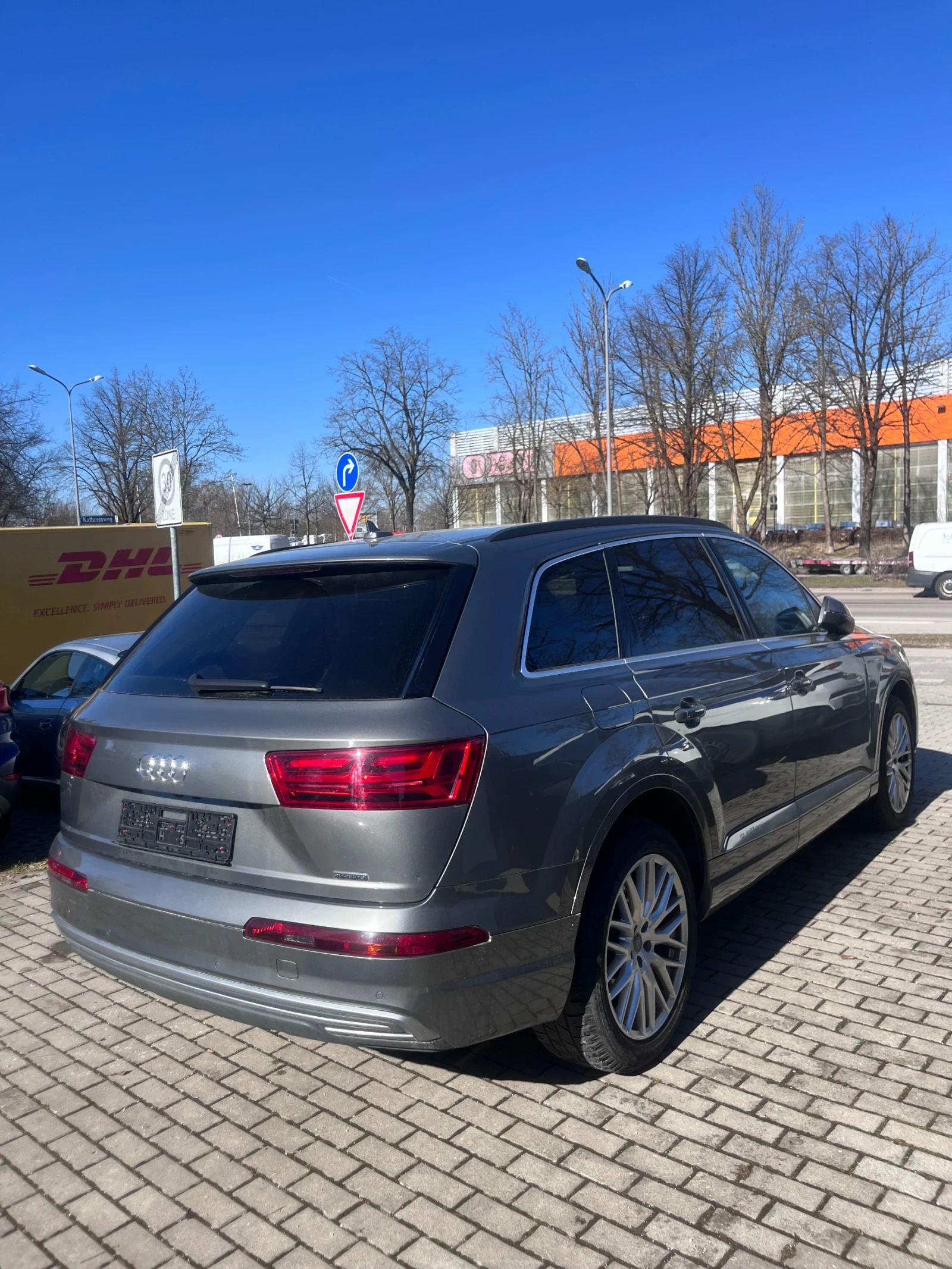 Audi Q7 Внос от Германия | топ състояние | ETRON | ЛИЗИНГ, снимка 5 - Автомобили и джипове - 53913344