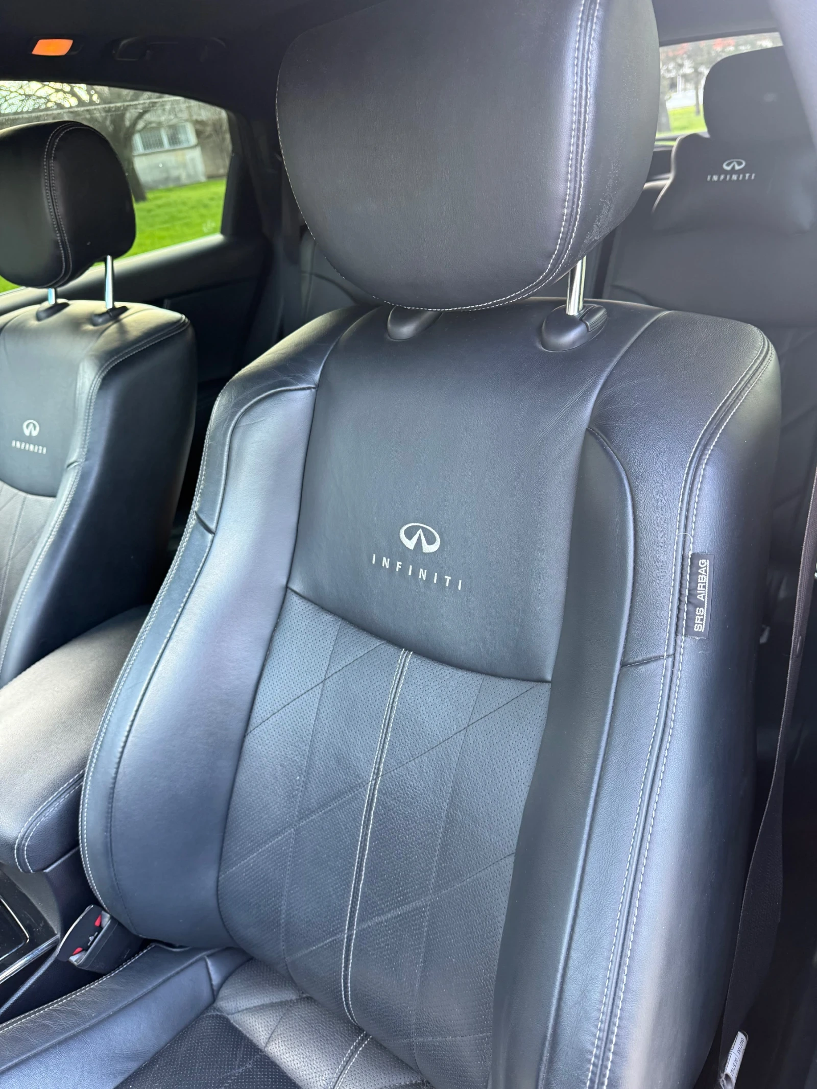 Infiniti QX70, снимка 14 - Автомобили и джипове - 54381489