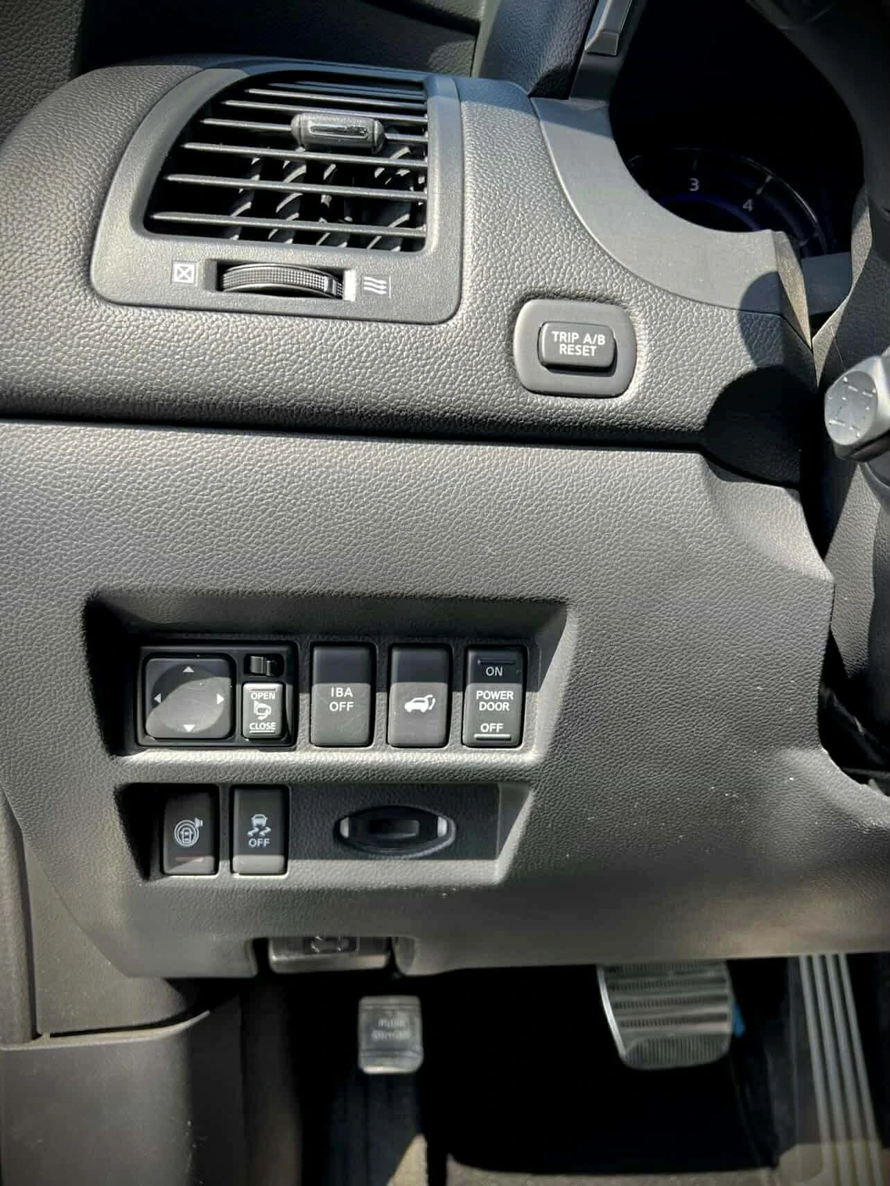 Infiniti QX70, снимка 17 - Автомобили и джипове - 54381489