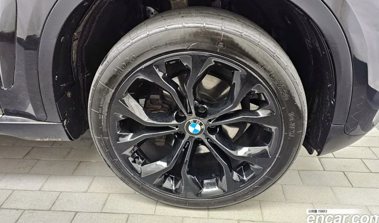 BMW X6, снимка 17 - Автомобили и джипове - 54492842