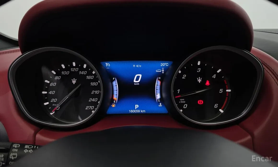 Maserati Levante 3.0 V6, снимка 8 - Автомобили и джипове - 54604071