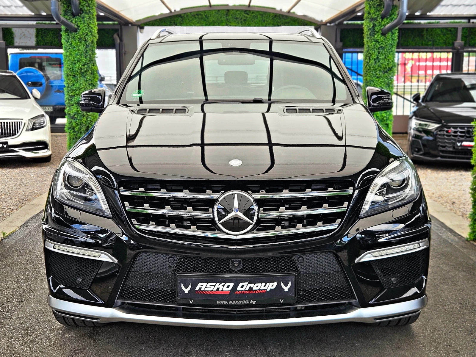 Mercedes-Benz ML 63 AMG TVX3/557КС/DISTR/PANO/МАСАЖ/360CAM/ОБДУХ/BANG&OLUF, снимка 2 - Автомобили и джипове - 54701671