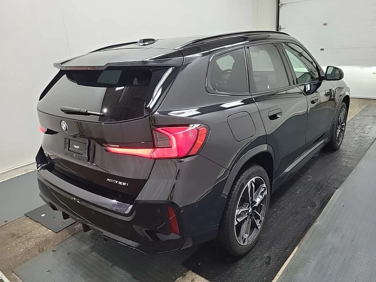 BMW X1 * XDRIVE28I * 2 КЛЮЧА * ПАНОРАМА * АВТОКРЕДИТ * , снимка 3 - Автомобили и джипове - 54831446