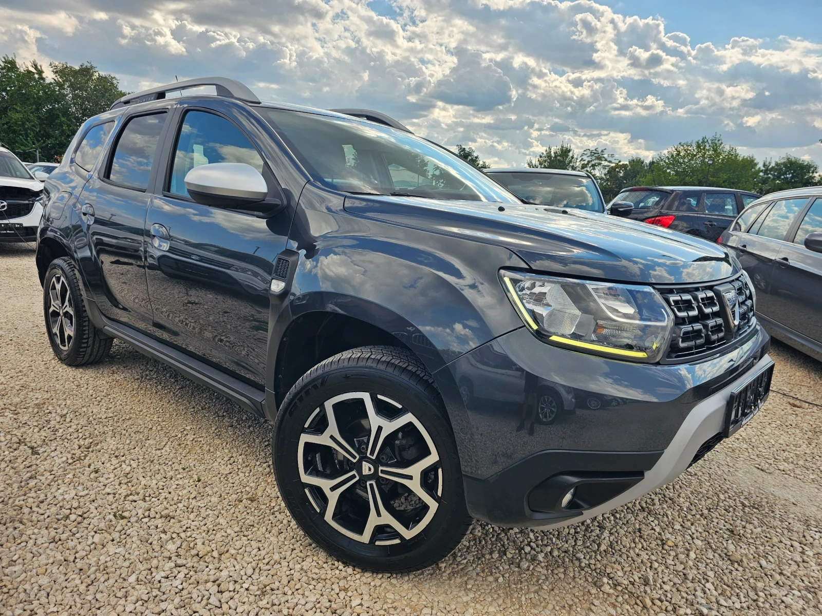 Dacia Duster 1.6i, 114к.с., GPL, снимка 3 - Автомобили и джипове - 55287810