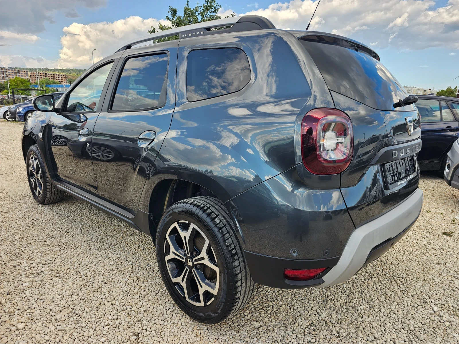 Dacia Duster 1.6i, 114к.с., GPL, снимка 6 - Автомобили и джипове - 55287810