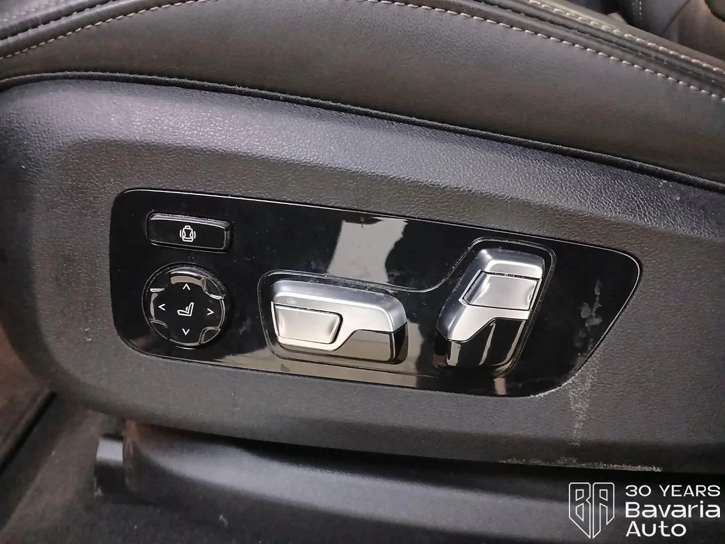 BMW X6 40i xDrive M Sport Paket Sportautomatic, снимка 15 - Автомобили и джипове - 55597915