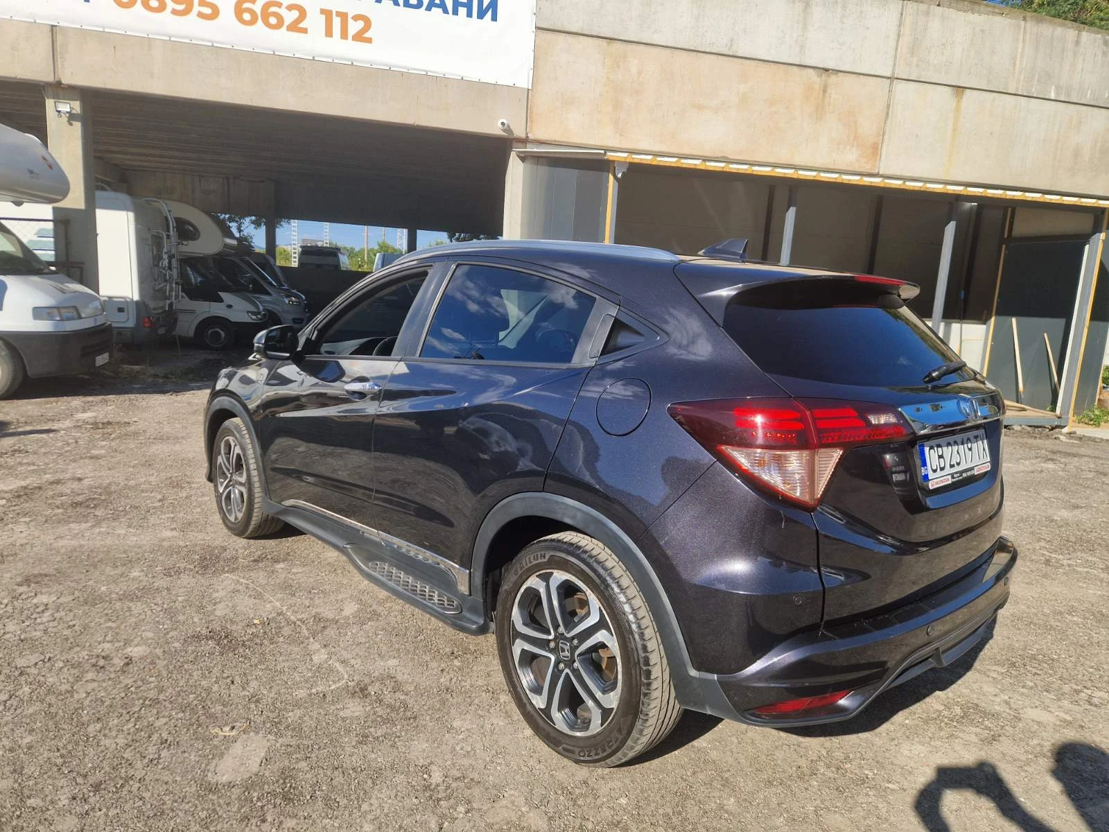 Honda Hr-v 1.5, снимка 4 - Автомобили и джипове - 55735147