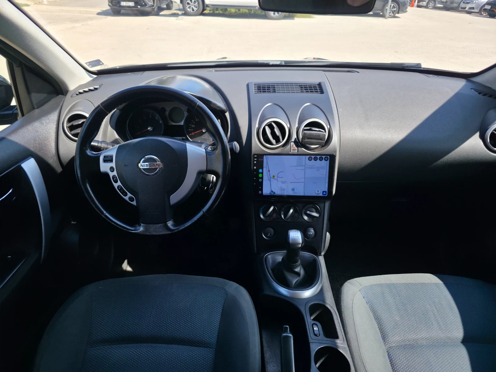 Nissan Qashqai 1.6 16v, снимка 12 - Автомобили и джипове - 55972582