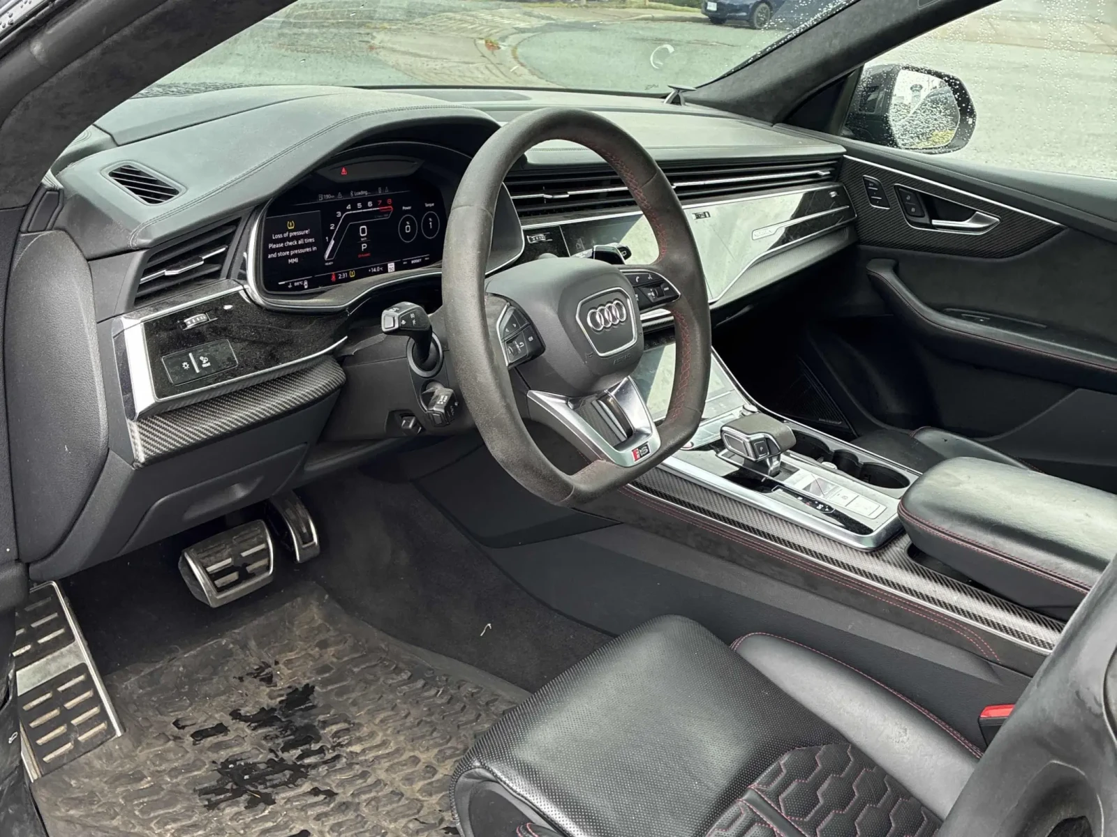 Audi RSQ8, снимка 6 - Автомобили и джипове - 56440181