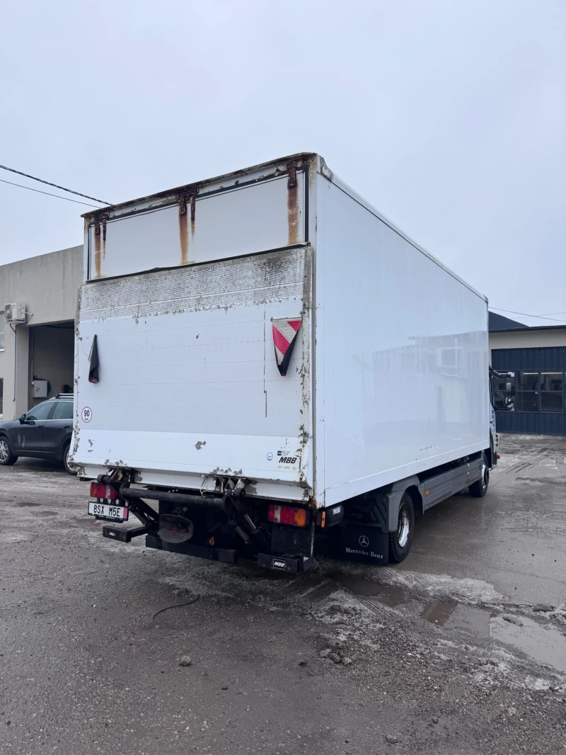 Mercedes-Benz Atego Фургон с Падащ Борд, снимка 2 - Камиони - 53059296
