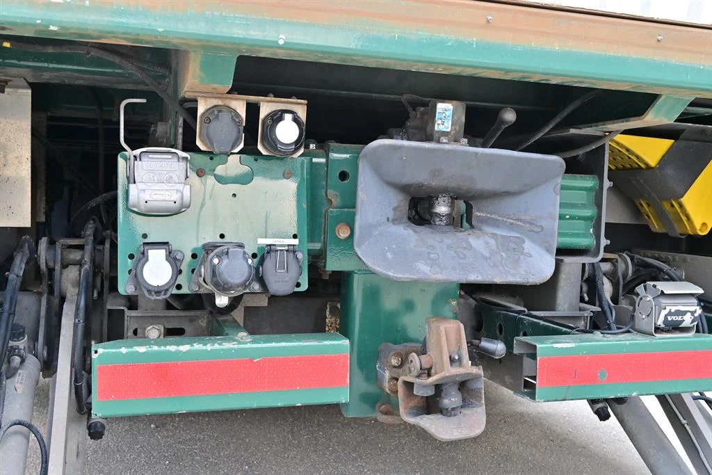 Volvo Fm 460 АДР, теглич, падащ борд, снимка 7 - Камиони - 53901528