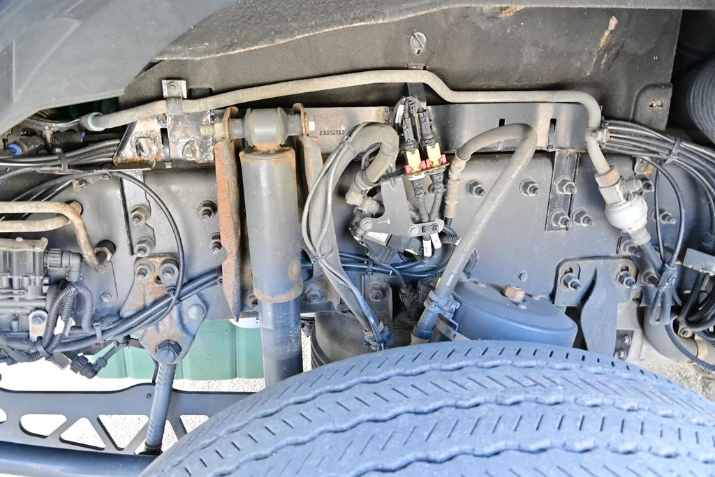 Volvo Fm 460 АДР, теглич, падащ борд, снимка 16 - Камиони - 53901528