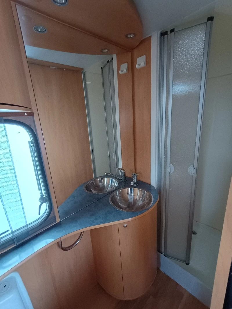 Каравана Други SunRoller, снимка 15 - Каравани и кемпери - 50703122